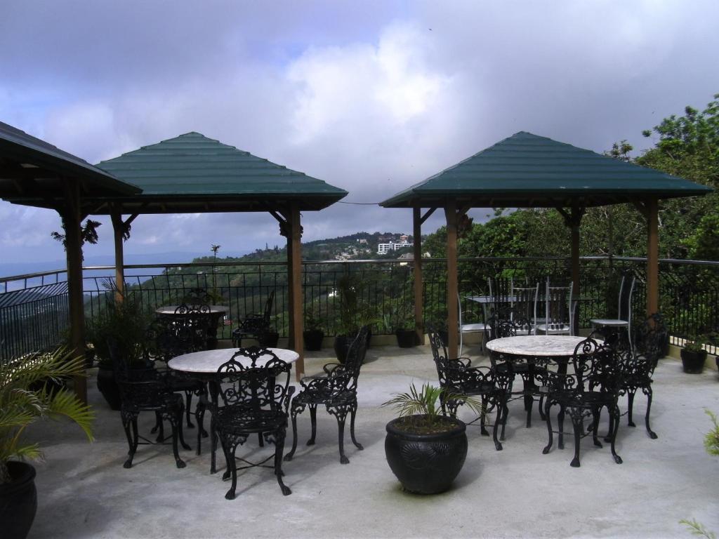 Royal Taal Inn 따가이따이 외부 사진